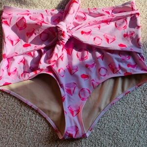 Kortni Jeanne tie waist bottoms